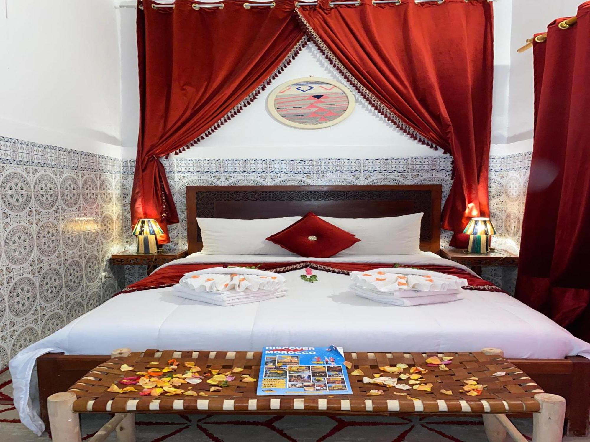 Riad Lazord De Marrakech Entier Marrakesh Bagian luar foto