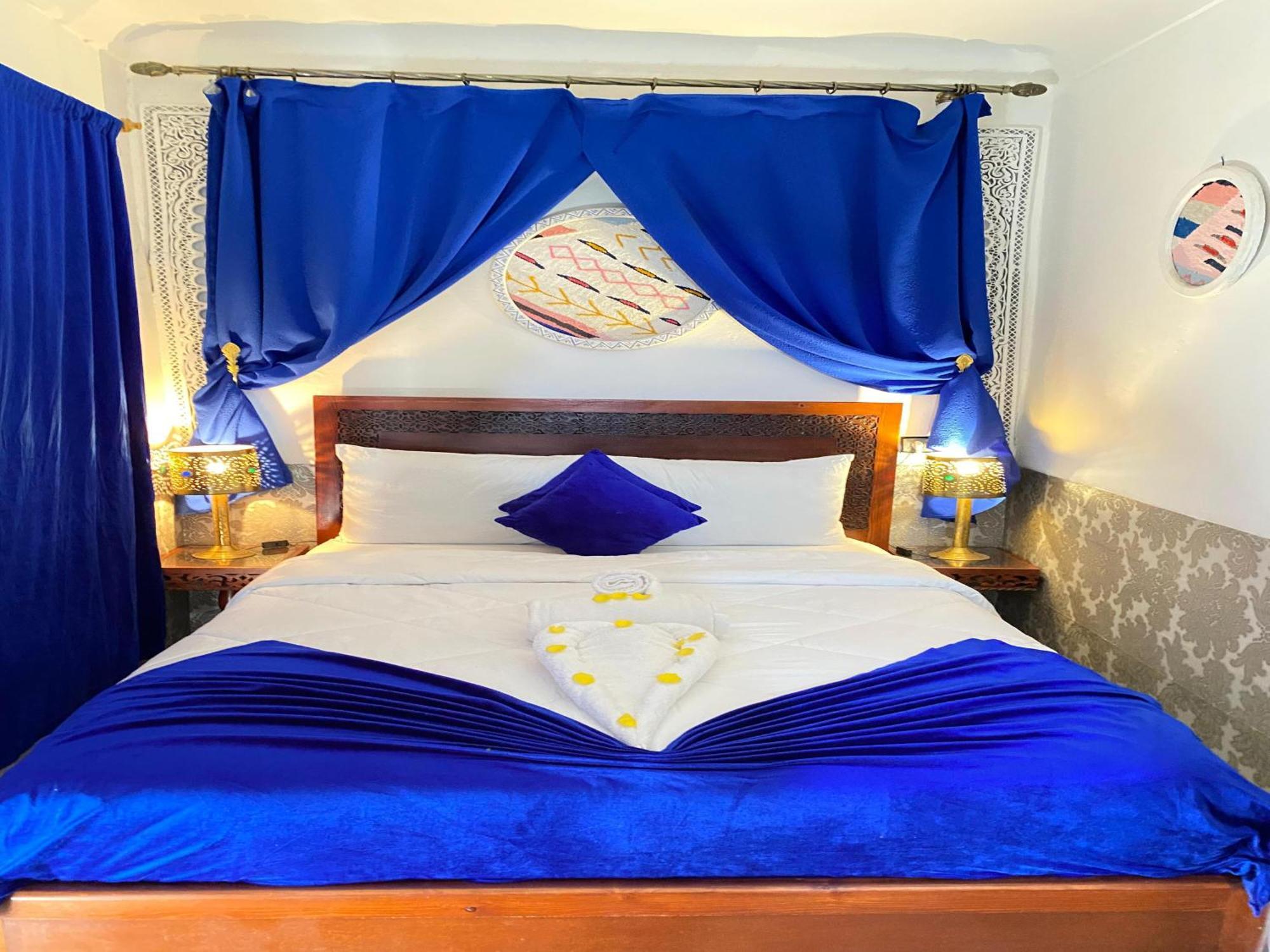 Riad Lazord De Marrakech Entier Marrakesh Bagian luar foto