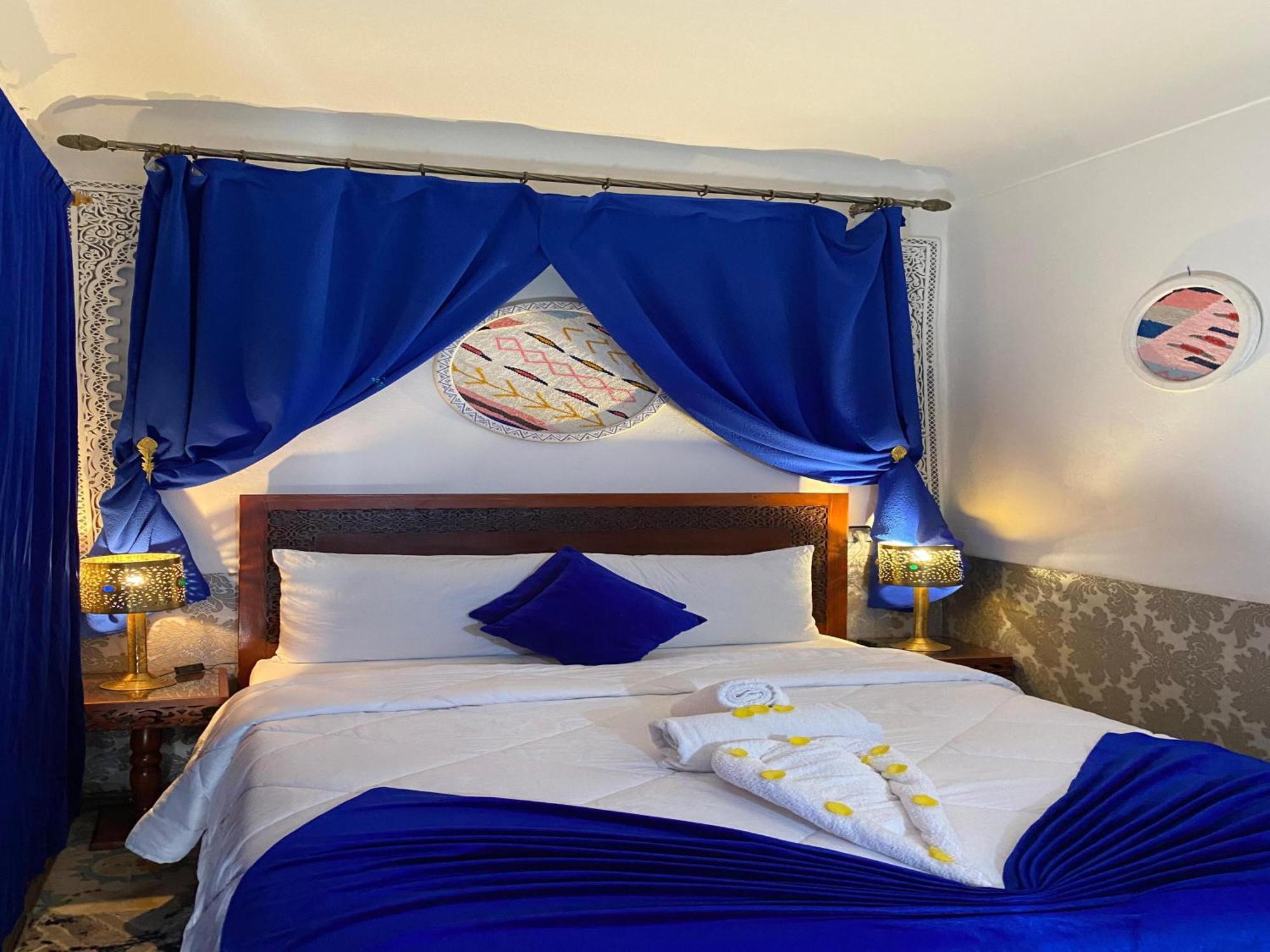 Riad Lazord De Marrakech Entier Marrakesh Bagian luar foto